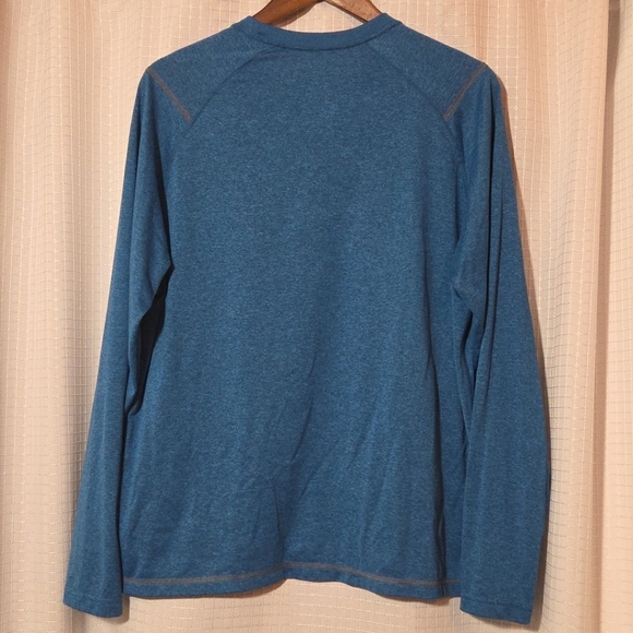 LL Bean Men’s Teal Slightly Fitted Long Sleeve Tee Shirt in size L - Picture 2 of 7